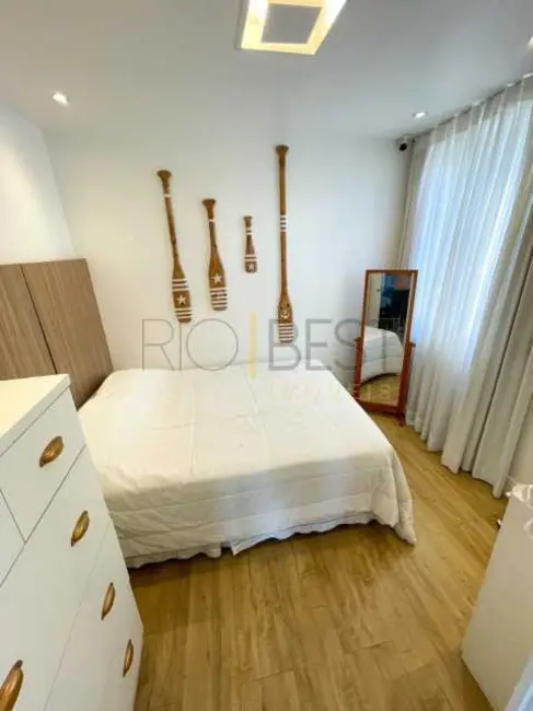 Apartamento com 3 quartos à venda e para alugar, 138m2 em Rio De Janeiro - RJ - imagem 6 Foto 6 de Apartamento com 3 quartos à venda e para alugar, 138m2 em Rio De Janeiro - RJ