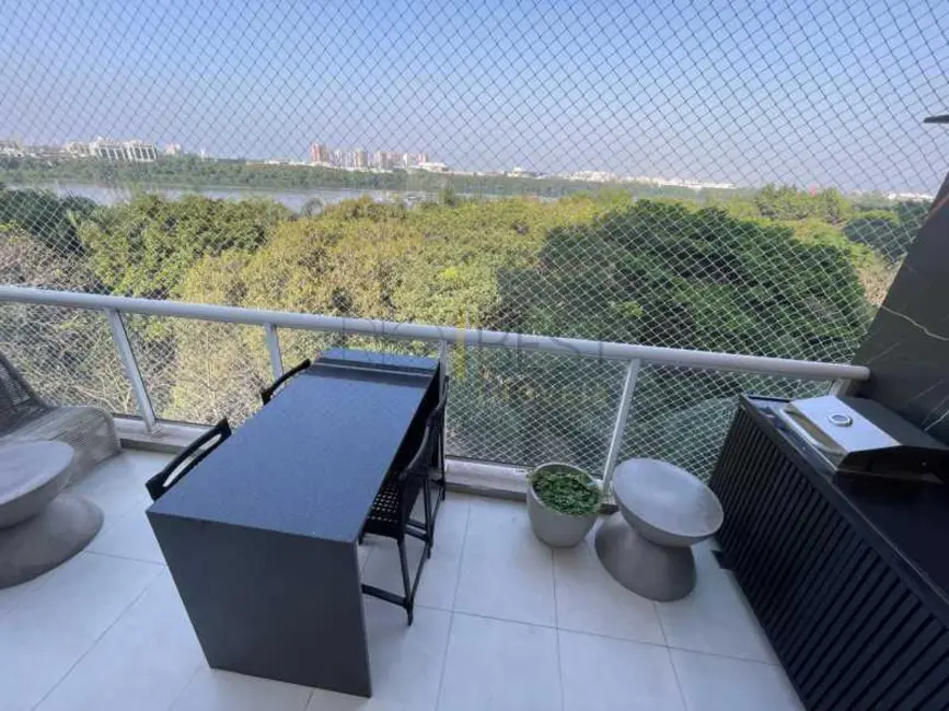 Apartamento com 3 quartos à venda e para alugar, 138m2 em Rio De Janeiro - RJ - imagem 8 Foto 8 de Apartamento com 3 quartos à venda e para alugar, 138m2 em Rio De Janeiro - RJ