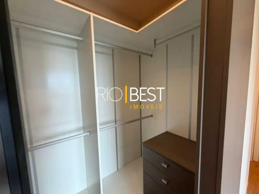 Apartamento com 2 quartos para alugar, 75m2 em Rio De Janeiro - RJ - imagem 9 Foto 9 de Apartamento com 2 quartos para alugar, 75m2 em Rio De Janeiro - RJ