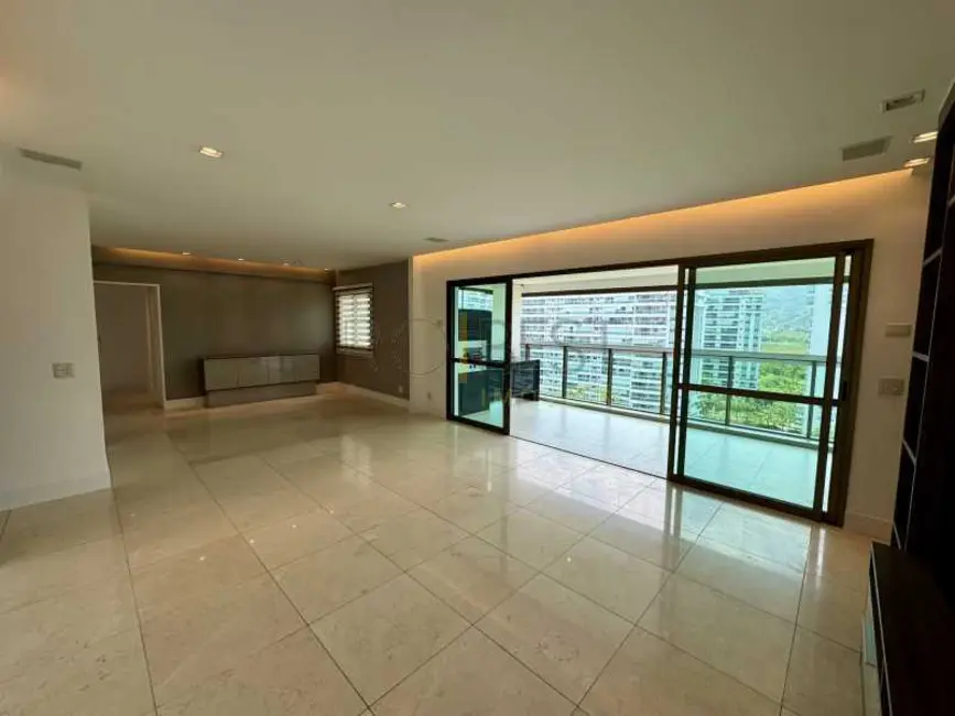 Foto 5 de Apartamento com 3 quartos à venda, 142m2 em Rio De Janeiro - RJ