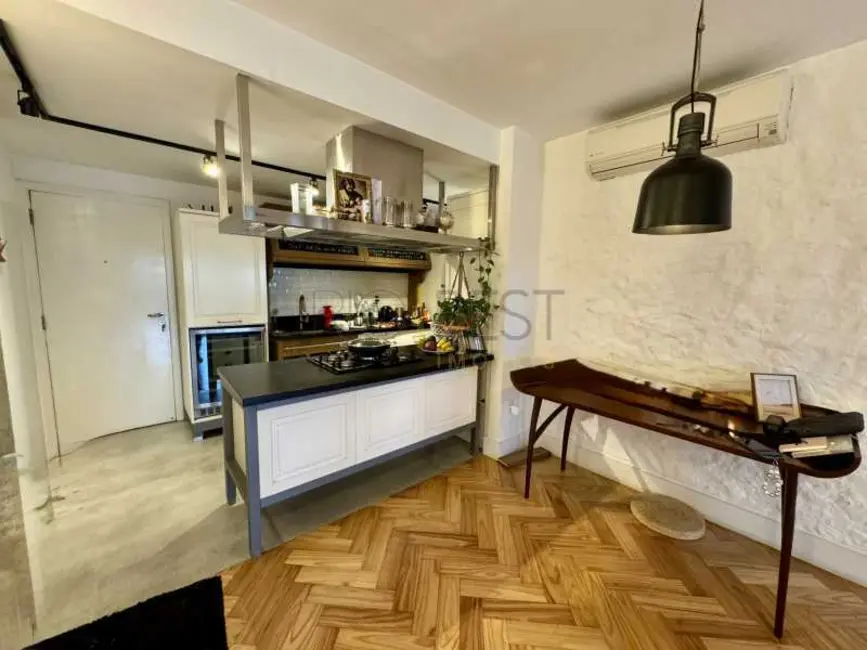 Foto 4 de Apartamento com 1 quarto à venda, 92m2 em Rio De Janeiro - RJ
