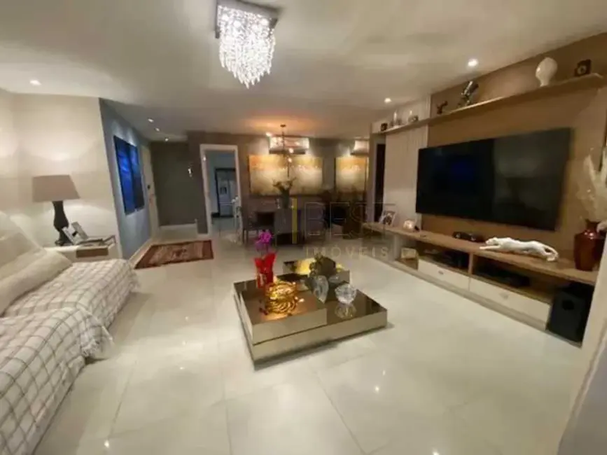 Foto 1 de Apartamento com 4 quartos à venda, 169m2 em Rio De Janeiro - RJ