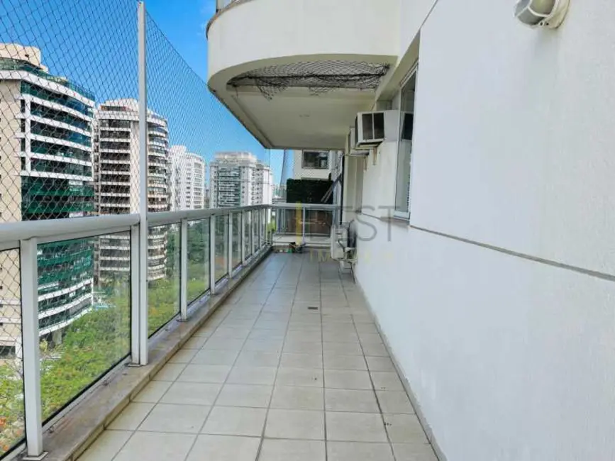 Foto 2 de Apartamento com 3 quartos à venda, 137m2 em Rio De Janeiro - RJ