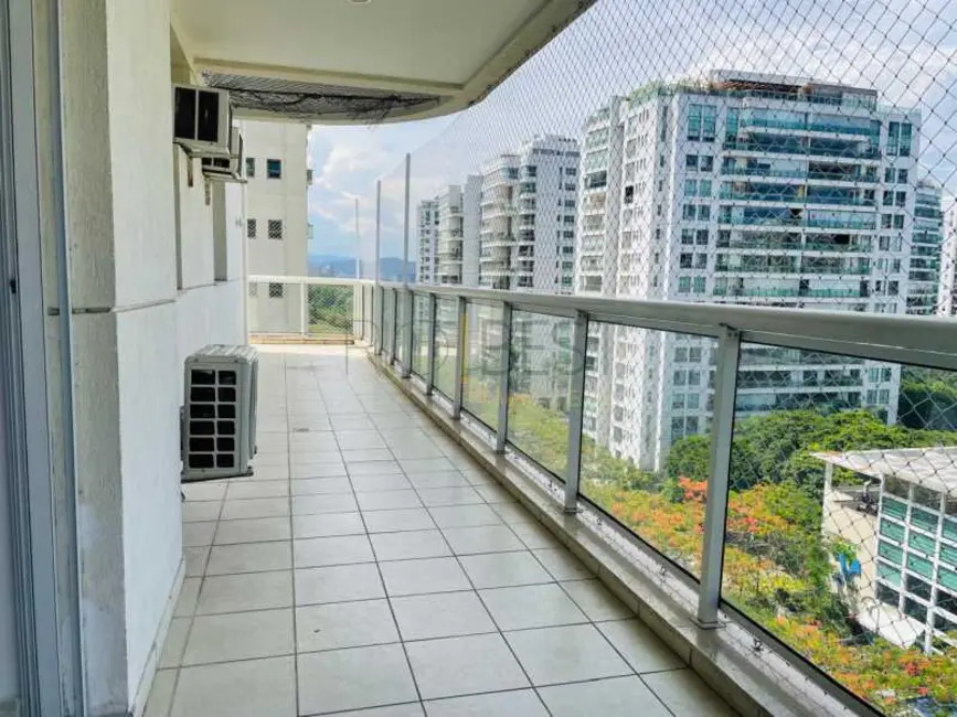 Foto 1 de Apartamento com 3 quartos à venda, 137m2 em Rio De Janeiro - RJ