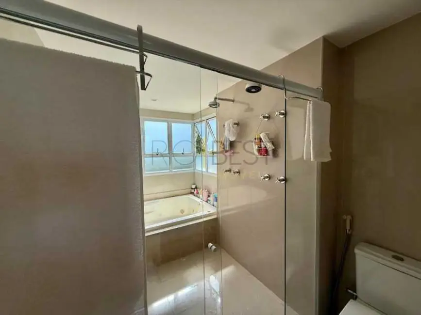 Foto 9 de Apartamento com 4 quartos à venda, 227m2 em Rio De Janeiro - RJ