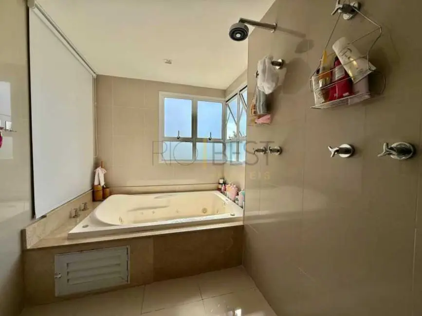 Foto 8 de Apartamento com 4 quartos à venda, 227m2 em Rio De Janeiro - RJ