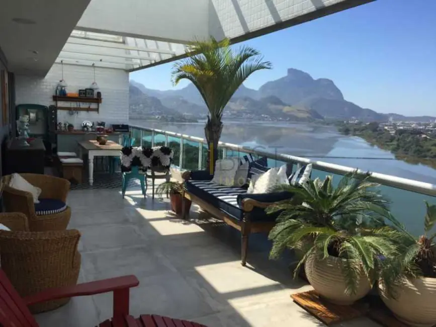 Foto 1 de Apartamento com 3 quartos para alugar, 195m2 em Rio De Janeiro - RJ