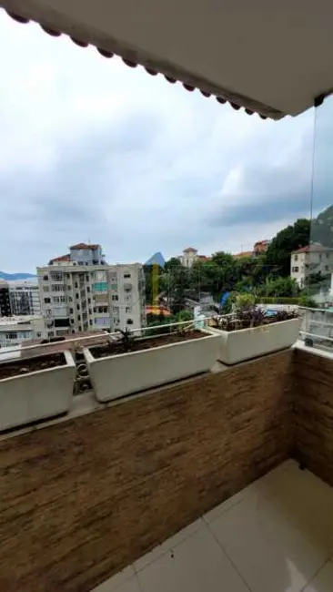 Foto 9 de Casa com 8 quartos à venda, 450m2 em Rio De Janeiro - RJ