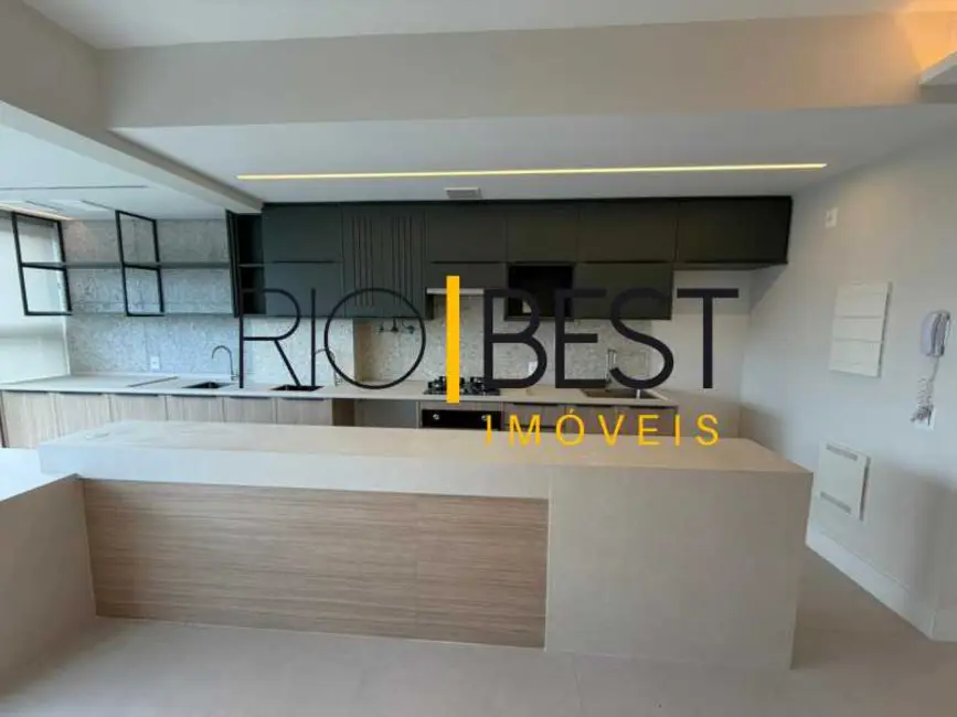 Foto 3 de Apartamento com 2 quartos para alugar, 74m2 em Rio De Janeiro - RJ