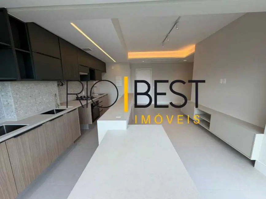 Foto 4 de Apartamento com 2 quartos para alugar, 74m2 em Rio De Janeiro - RJ