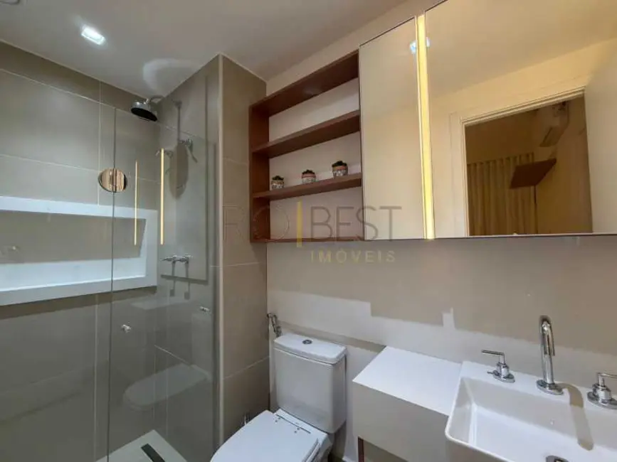 Foto 9 de Apartamento com 3 quartos para alugar, 98m2 em Rio De Janeiro - RJ