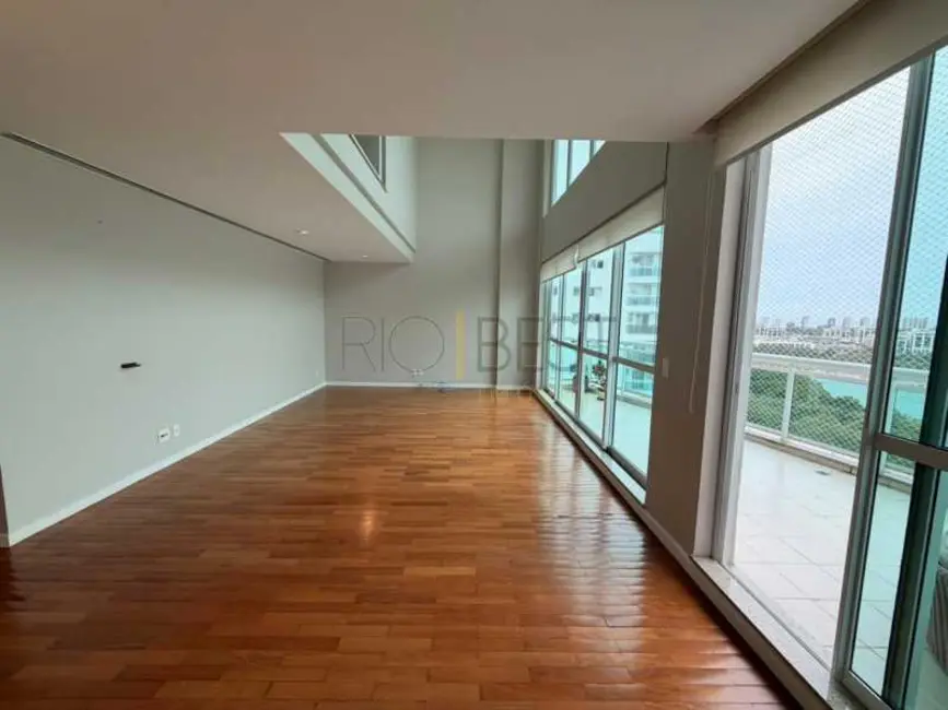 Foto 7 de Apartamento com 4 quartos para alugar, 227m2 em Rio De Janeiro - RJ