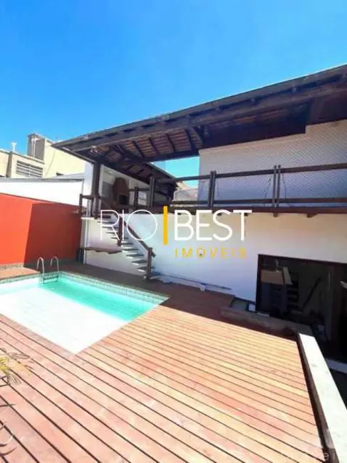 Cobertura com 4 quartos à venda, 500m2 em Rio De Janeiro - RJ - imagem 2 Foto 2 de Cobertura com 4 quartos à venda, 500m2 em Rio De Janeiro - RJ