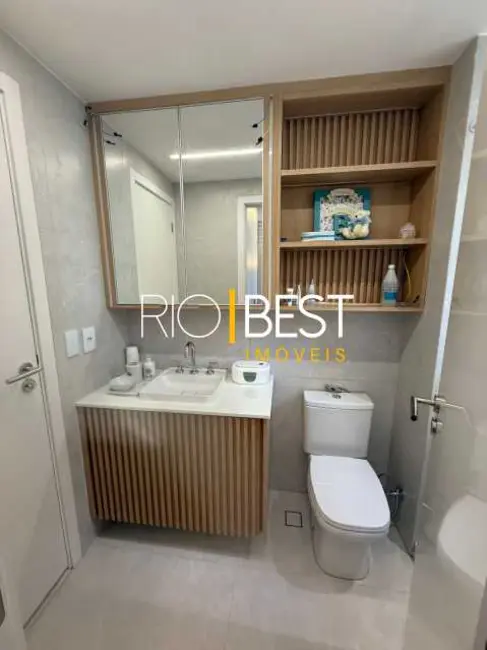 Foto 3 de Apartamento com 3 quartos à venda, 96m2 em Rio De Janeiro - RJ