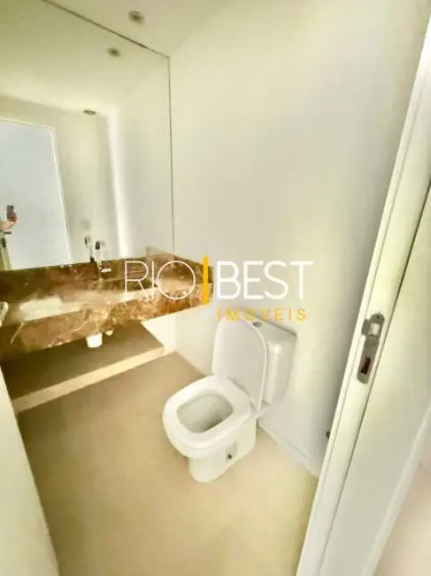 Foto 16 de Apartamento com 4 quartos para alugar, 160m2 em Rio De Janeiro - RJ