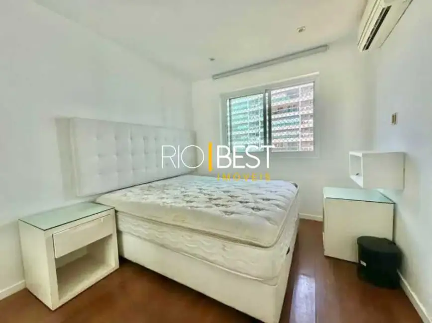 Foto 10 de Apartamento com 4 quartos para alugar, 160m2 em Rio De Janeiro - RJ
