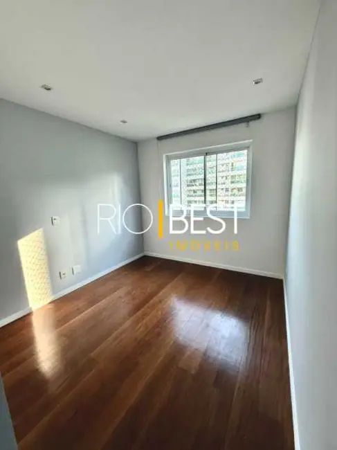 Foto 8 de Apartamento com 4 quartos para alugar, 160m2 em Rio De Janeiro - RJ