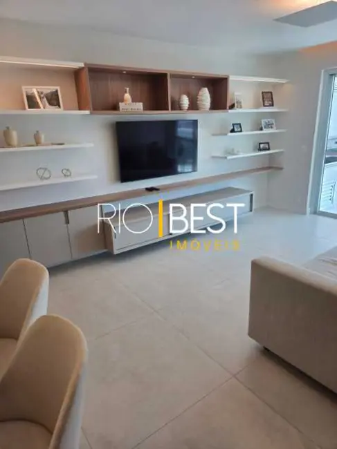 Apartamento com 3 quartos à venda, 127m2 em Rio De Janeiro - RJ - imagem 1 Foto 1 de Apartamento com 3 quartos à venda, 127m2 em Rio De Janeiro - RJ