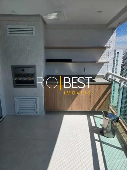 Apartamento com 3 quartos à venda, 127m2 em Rio De Janeiro - RJ - imagem 3 Foto 3 de Apartamento com 3 quartos à venda, 127m2 em Rio De Janeiro - RJ