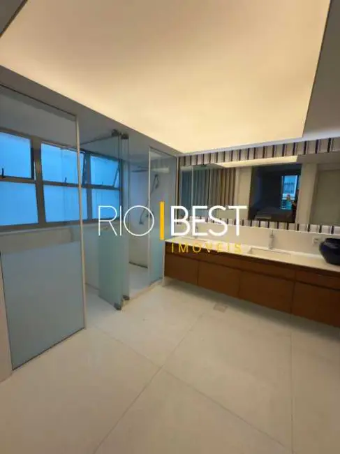 Foto 14 de Apartamento com 4 quartos para alugar, 380m2 em Rio De Janeiro - RJ