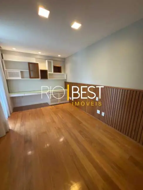 Foto 15 de Apartamento com 4 quartos para alugar, 380m2 em Rio De Janeiro - RJ