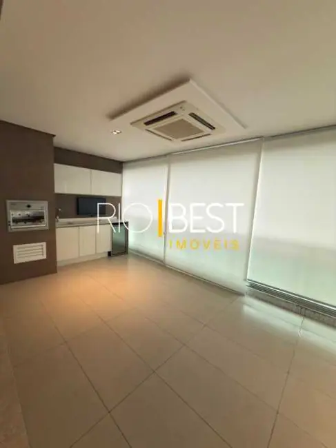 Apartamento com 4 quartos para alugar, 380m2 em Rio De Janeiro - RJ - imagem 4 Foto 4 de Apartamento com 4 quartos para alugar, 380m2 em Rio De Janeiro - RJ