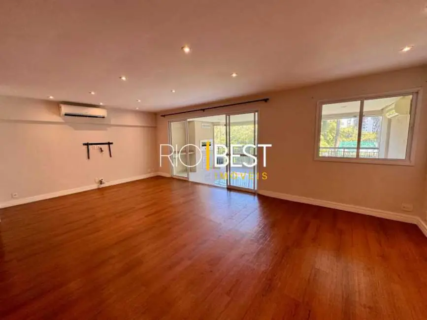 Foto 3 de Apartamento com 3 quartos à venda, 170m2 em Rio De Janeiro - RJ