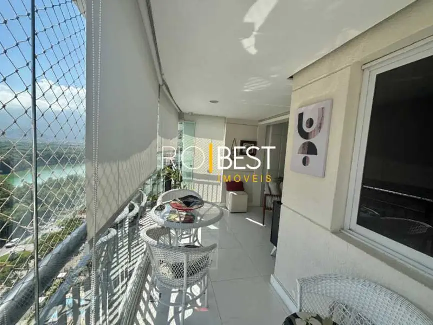 Foto 2 de Apartamento com 3 quartos para alugar, 75m2 em Rio De Janeiro - RJ