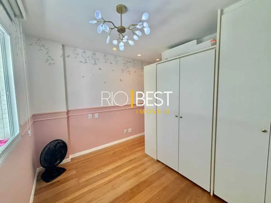 Apartamento com 3 quartos à venda e para alugar, 110m2 em Rio De Janeiro - RJ - imagem 6 Foto 6 de Apartamento com 3 quartos à venda e para alugar, 110m2 em Rio De Janeiro - RJ