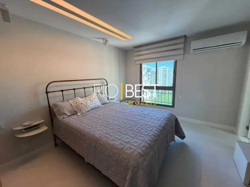 Apartamento com 3 quartos para alugar, 179m2 em Rio De Janeiro - RJ - imagem 9 Foto 9 de Apartamento com 3 quartos para alugar, 179m2 em Rio De Janeiro - RJ