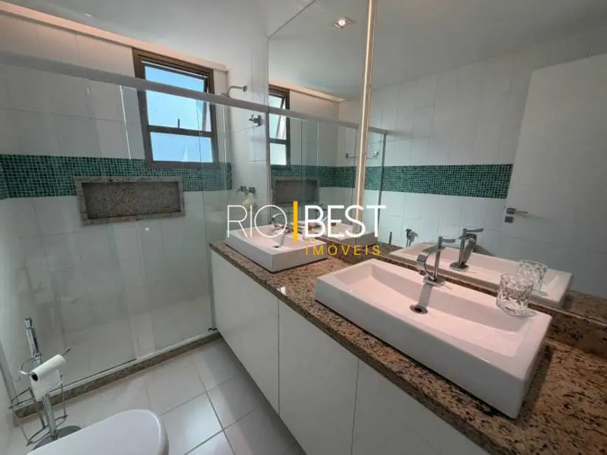 Foto 23 de Apartamento com 3 quartos para alugar, 179m2 em Rio De Janeiro - RJ