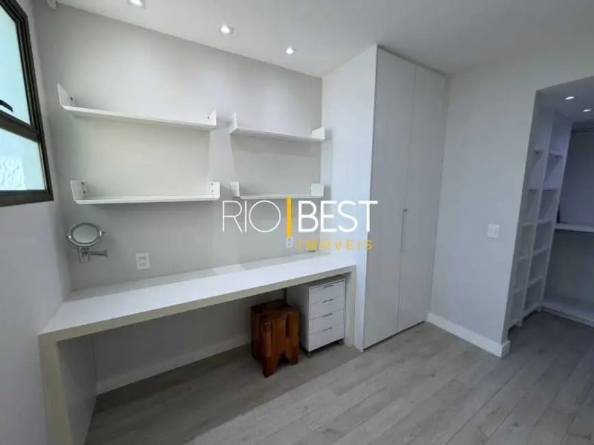 Foto 19 de Apartamento com 3 quartos para alugar, 179m2 em Rio De Janeiro - RJ