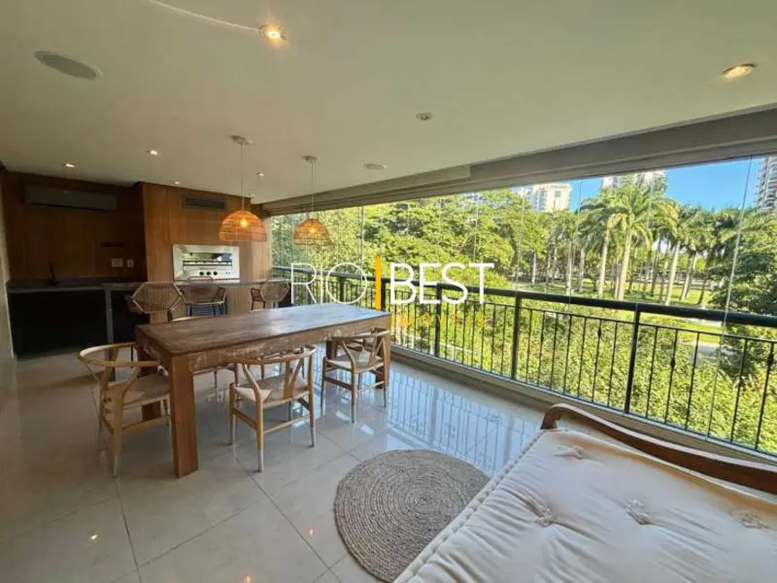 Foto 1 de Apartamento com 3 quartos para alugar, 169m2 em Rio De Janeiro - RJ