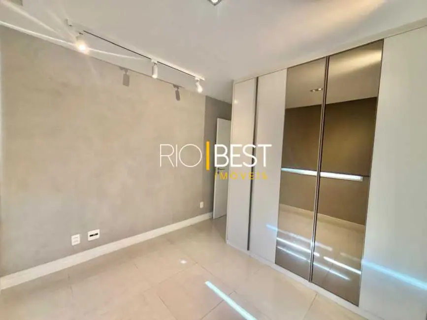 Foto 8 de Apartamento com 3 quartos para alugar, 169m2 em Rio De Janeiro - RJ