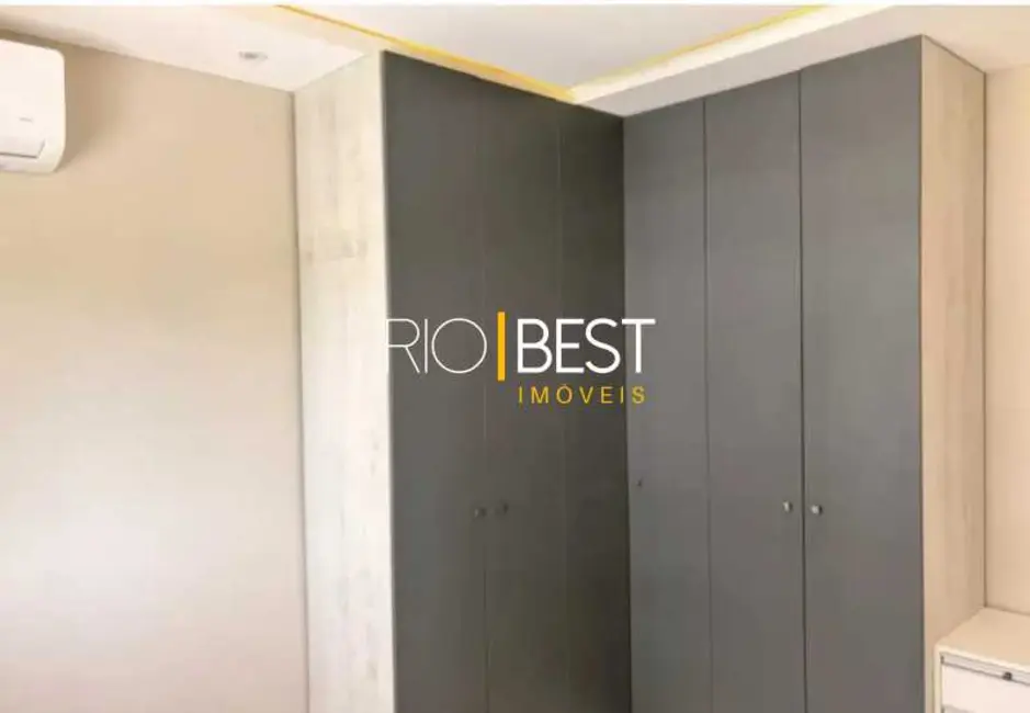 Apartamento com 4 quartos para alugar, 151m2 em Rio De Janeiro - RJ - imagem 9 Foto 9 de Apartamento com 4 quartos para alugar, 151m2 em Rio De Janeiro - RJ