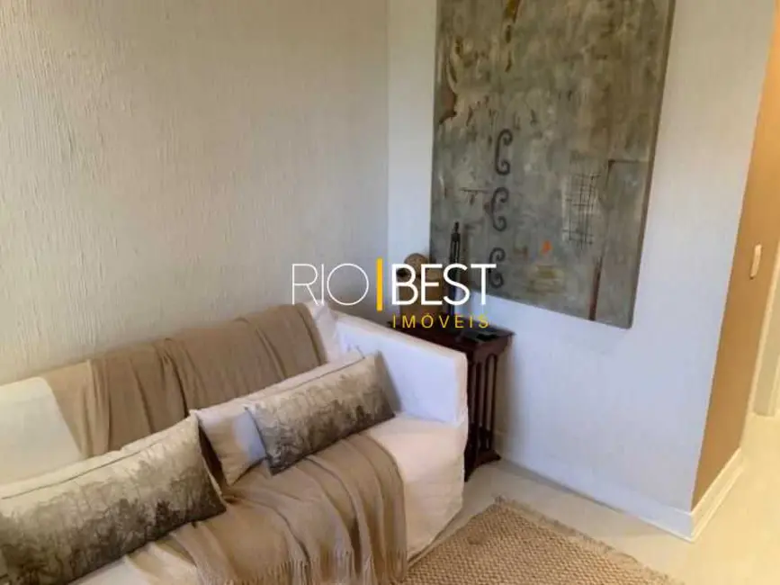 Apartamento com 4 quartos à venda e para alugar, 230m2 em Rio De Janeiro - RJ - imagem 6 Foto 6 de Apartamento com 4 quartos à venda e para alugar, 230m2 em Rio De Janeiro - RJ