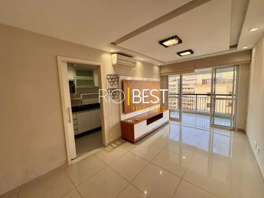 Apartamento com 2 quartos à venda e para alugar, 79m2 em Rio De Janeiro - RJ - imagem 2 Foto 2 de Apartamento com 2 quartos à venda e para alugar, 79m2 em Rio De Janeiro - RJ