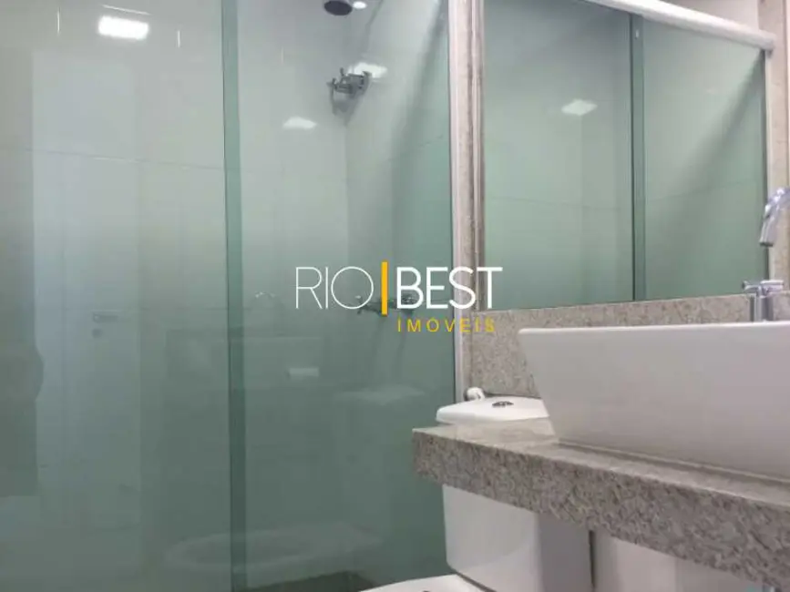 Foto 7 de Apartamento com 4 quartos para alugar, 230m2 em Rio De Janeiro - RJ