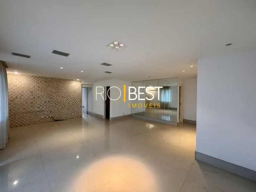 Foto 1 de Apartamento com 3 quartos à venda e para alugar, 160m2 em Rio De Janeiro - RJ