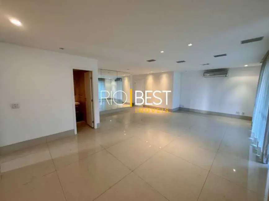 Foto 2 de Apartamento com 3 quartos à venda e para alugar, 160m2 em Rio De Janeiro - RJ