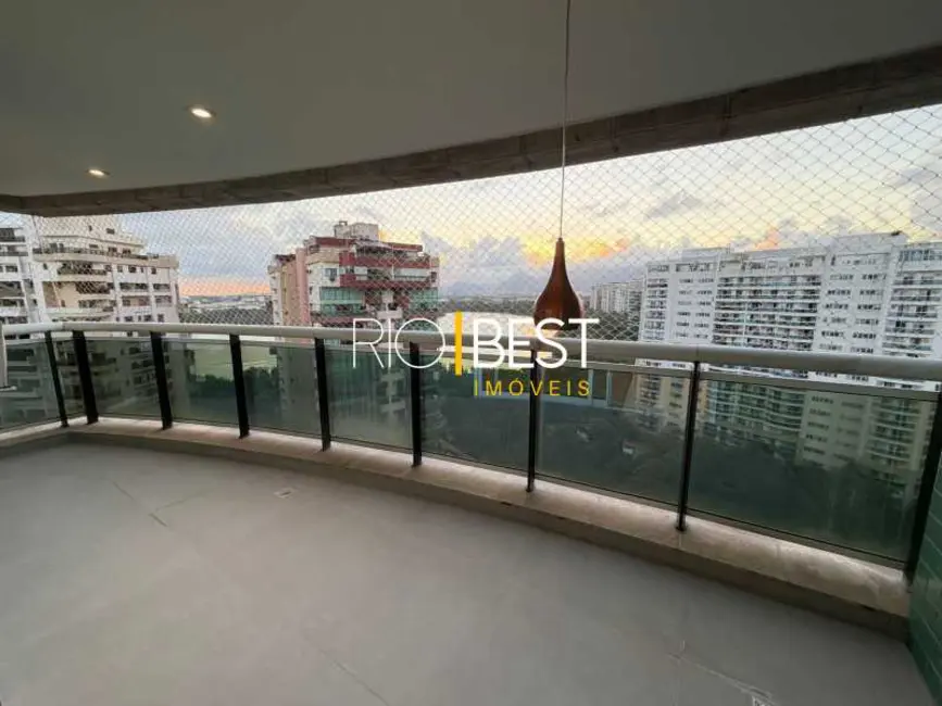 Cobertura com 3 quartos à venda, 252m2 em Rio De Janeiro - RJ - imagem 6 Foto 6 de Cobertura com 3 quartos à venda, 252m2 em Rio De Janeiro - RJ