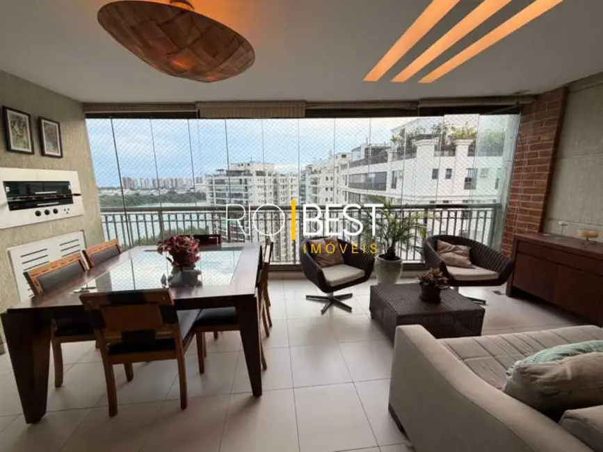 Cobertura com 4 quartos à venda, 315m2 em Rio De Janeiro - RJ - imagem 3 Foto 3 de Cobertura com 4 quartos à venda, 315m2 em Rio De Janeiro - RJ