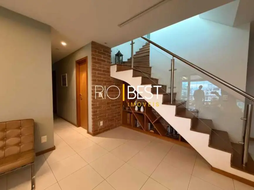 Cobertura com 4 quartos à venda, 315m2 em Rio De Janeiro - RJ - imagem 7 Foto 7 de Cobertura com 4 quartos à venda, 315m2 em Rio De Janeiro - RJ