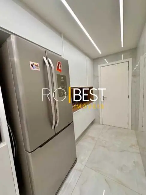 Apartamento com 4 quartos à venda, 192m2 em Rio De Janeiro - RJ - imagem 9 Foto 9 de Apartamento com 4 quartos à venda, 192m2 em Rio De Janeiro - RJ