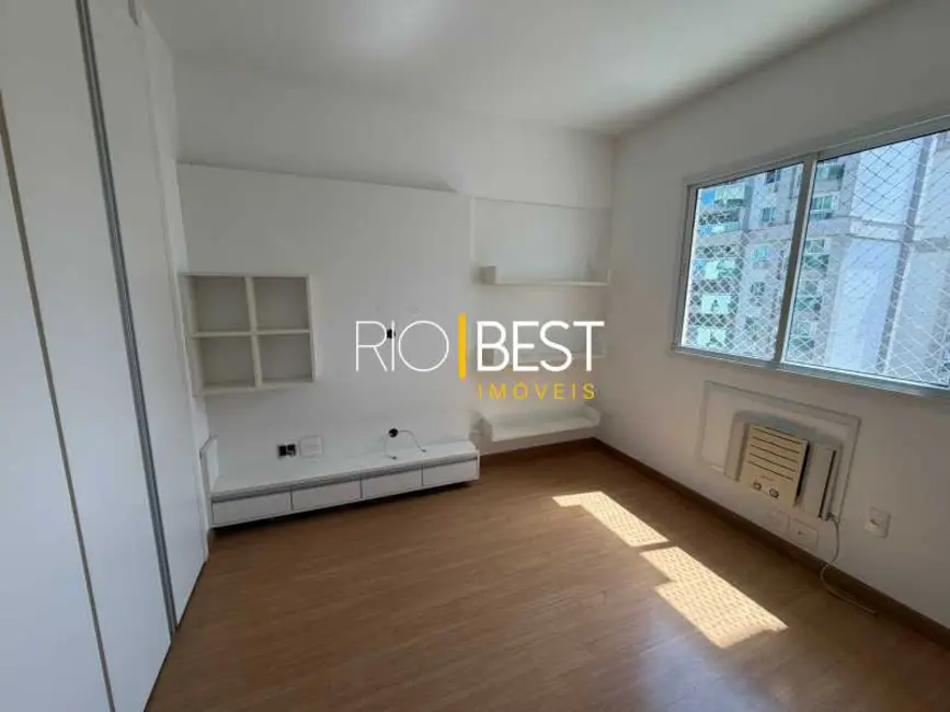 Foto 9 de Apartamento com 4 quartos à venda e para alugar, 160m2 em Rio De Janeiro - RJ