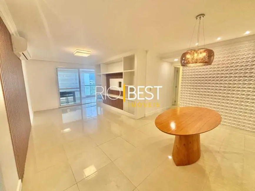 Foto 5 de Apartamento com 3 quartos para alugar, 155m2 em Rio De Janeiro - RJ