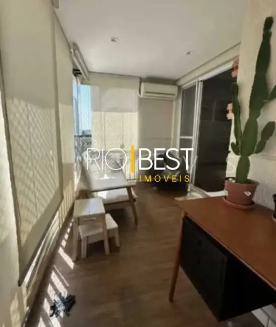 Apartamento com 3 quartos à venda, 90m2 em Rio De Janeiro - RJ - imagem 2 Foto 2 de Apartamento com 3 quartos à venda, 90m2 em Rio De Janeiro - RJ