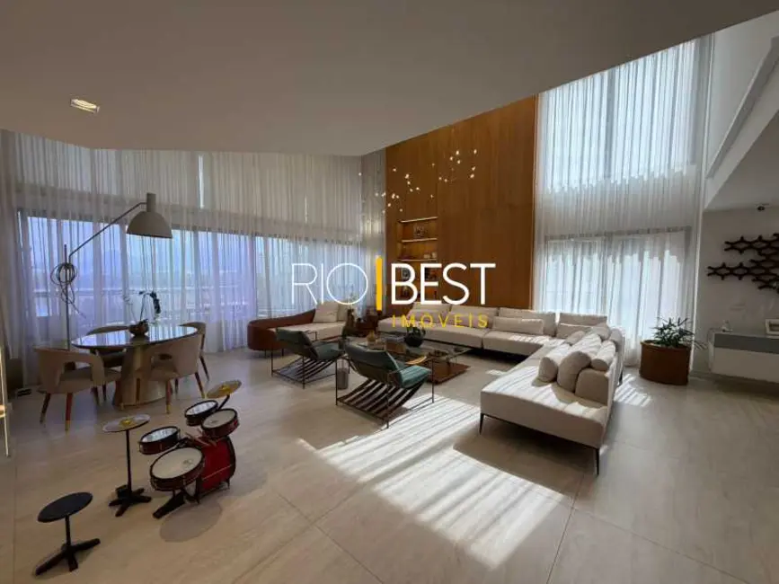 Apartamento com 4 quartos à venda, 403m2 em Rio De Janeiro - RJ - imagem 1 Foto 1 de Apartamento com 4 quartos à venda, 403m2 em Rio De Janeiro - RJ