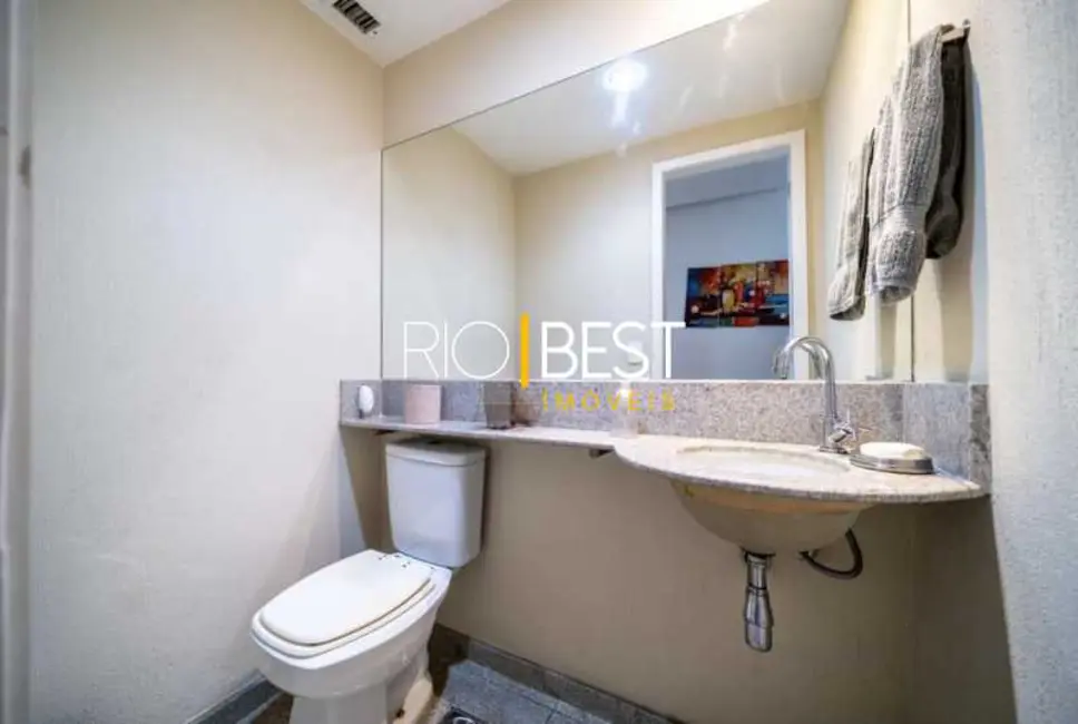 Apartamento com 4 quartos à venda, 150m2 em Rio De Janeiro - RJ - imagem 9 Foto 9 de Apartamento com 4 quartos à venda, 150m2 em Rio De Janeiro - RJ