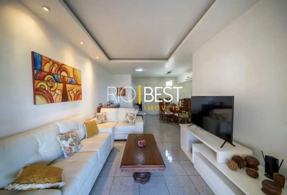 Apartamento com 4 quartos à venda, 150m2 em Rio De Janeiro - RJ - imagem 5 Foto 5 de Apartamento com 4 quartos à venda, 150m2 em Rio De Janeiro - RJ